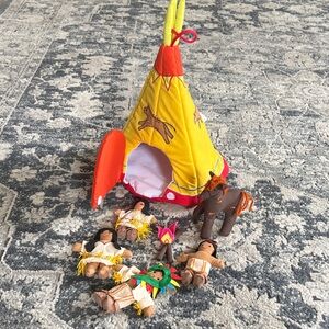 Oskar & Ellen horse, campfire , teepee campfire set